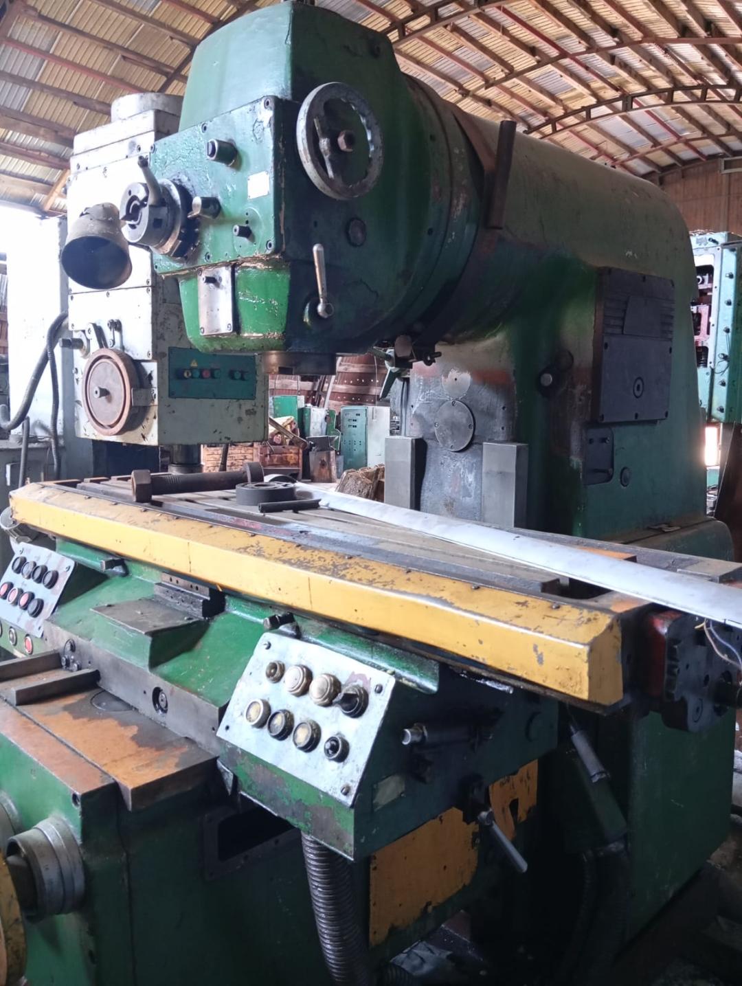 Вертикально-фрезерный СФ40ПФ1 ,1988 г.в.